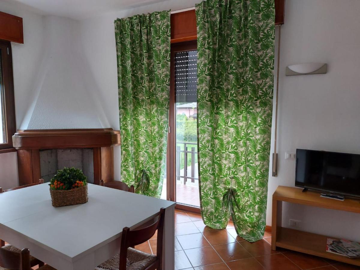 Bnbook Casa Dei Peschi - Lago Di Monate Cadrezzate Eksteriør billede